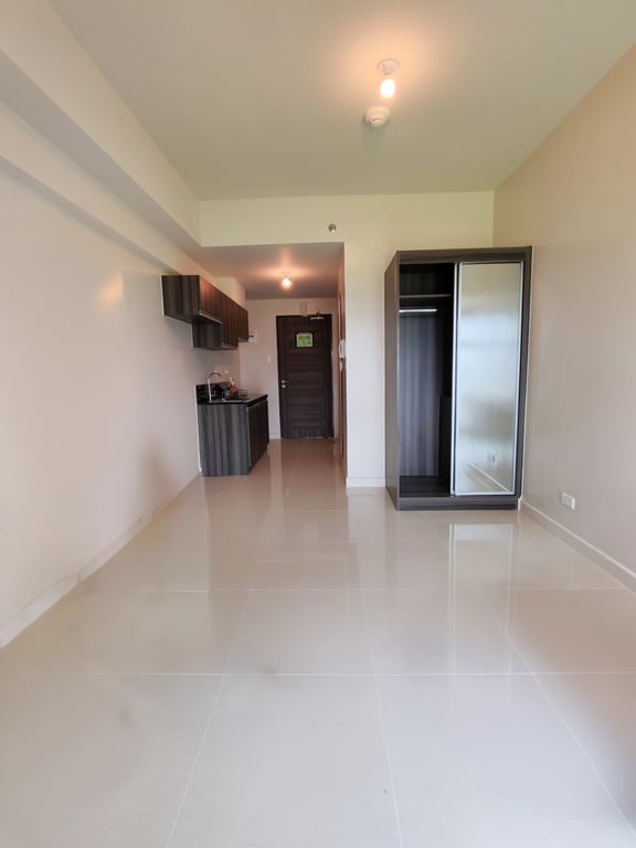 Studio Unit for Lease at Cirrus Residences — Pasig City photo 2