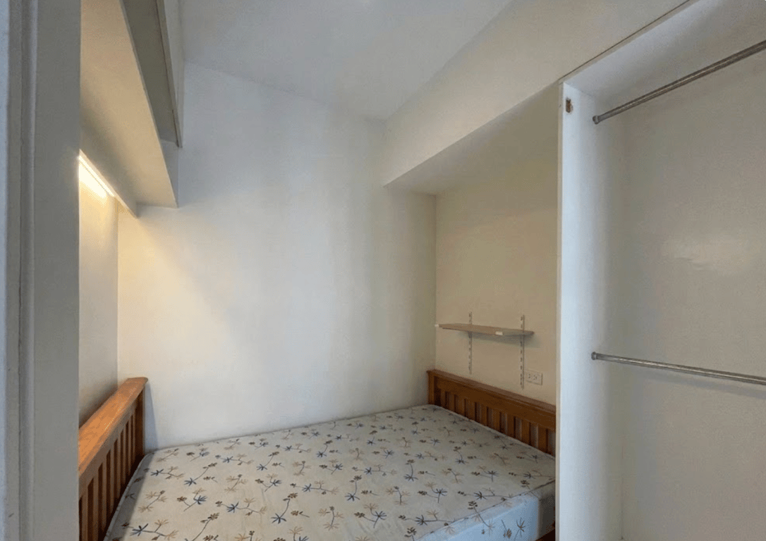 Studio Converted to 1-BR with Balcony | Venice Luxury Residences, McKinley Hill — Taguig photo 8