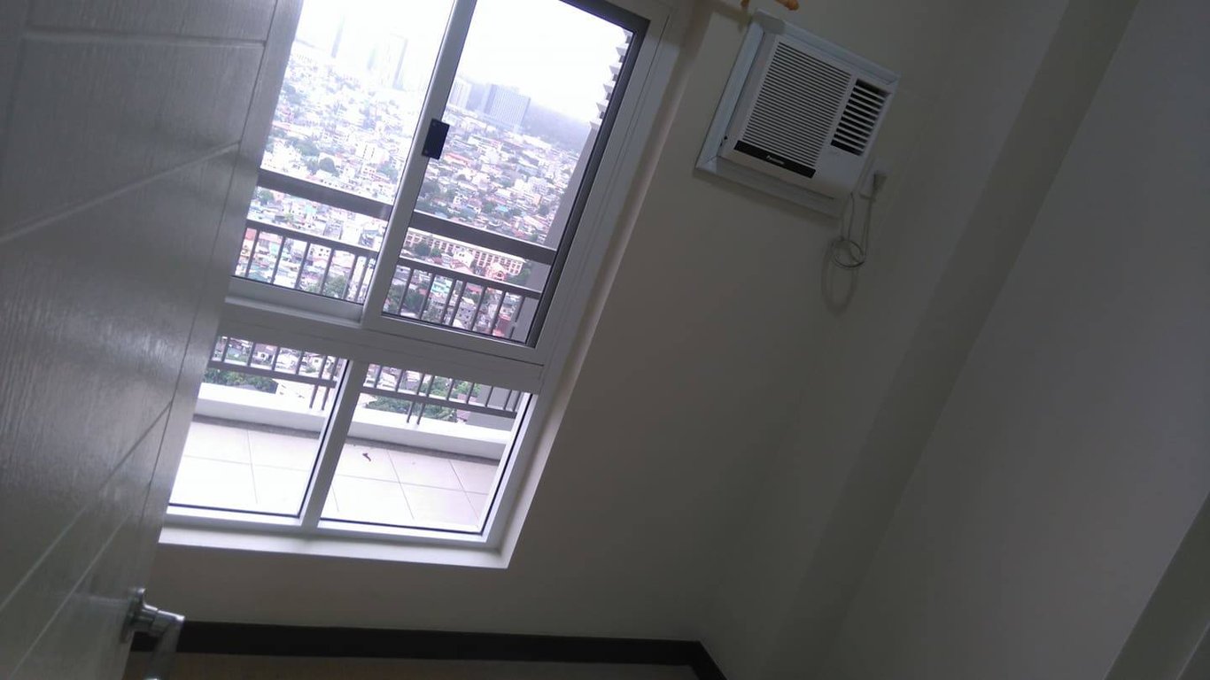 Premium 2BR Penthouse Condo for Sale in Sheridan Towers Facing BGC Skyline | DMCI Homes — Pasig photo 6