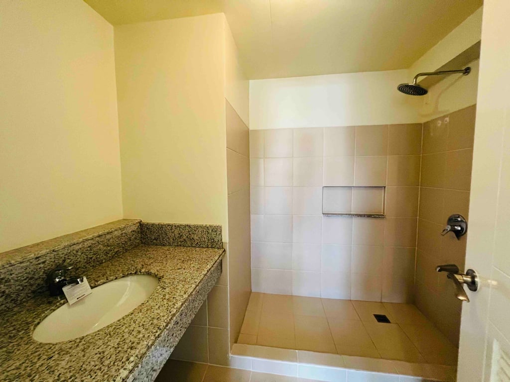 3BR Corner End Unit for Sale in Brixton Place Pasig – Brent Tower (Amenity View) — Pasig photo 9