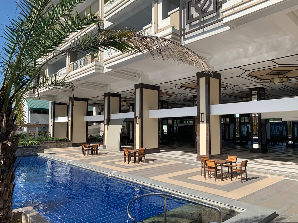 For Sale: Rare 2BR Atrium Condo for Sale in Torre de Manila Facing Rizal Park | DMCI Homes — Manila photo 10