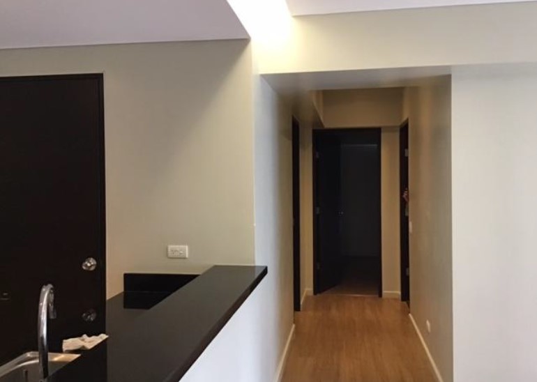 Cosmopolitan Living for the Young Urbane, and Inspired in this 2BR at the Center of Makati — Makati photo 5
