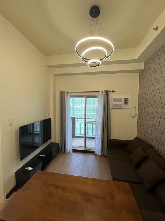 Spacious 1 Bedroom Penthouse Unit Brixton Place Weston Tower DMCI Homes Kapitolyo Pasig City — Pasig photo 3