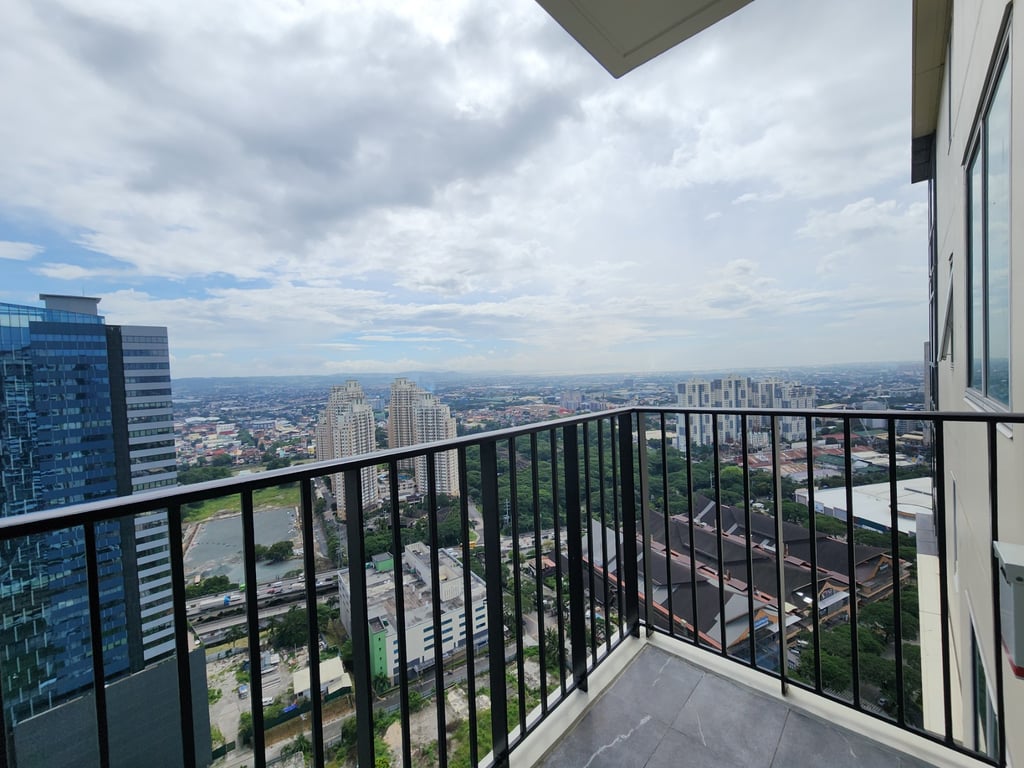 1 BR Condo unit for Lease at Maple @ Verdant Tower