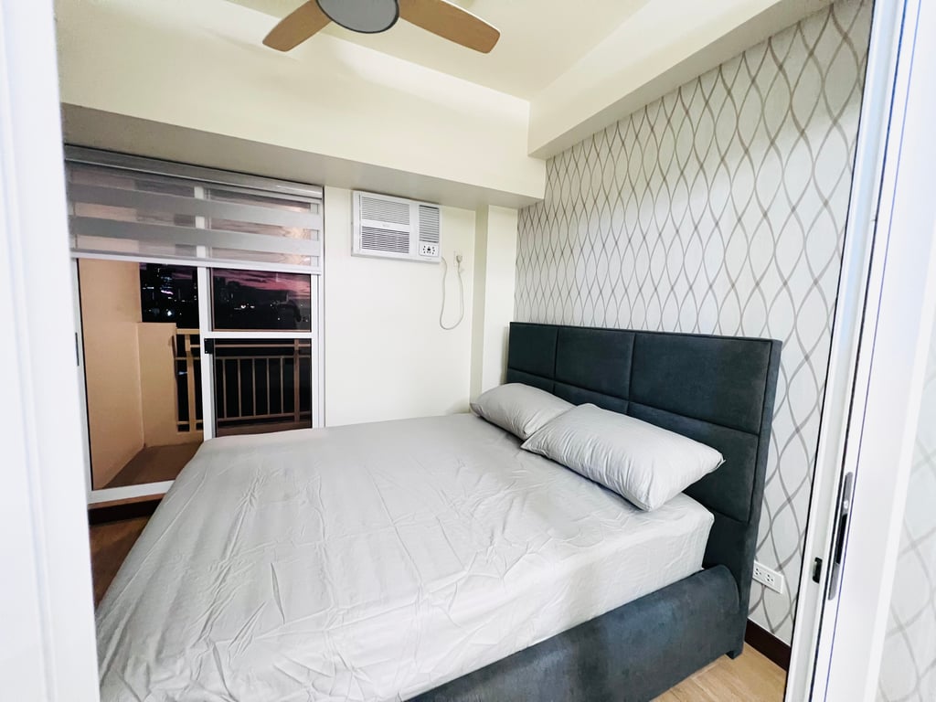 1BR Brixton Place Furnished Condominium DMCI Home Kapitolyo Pasig photo 8