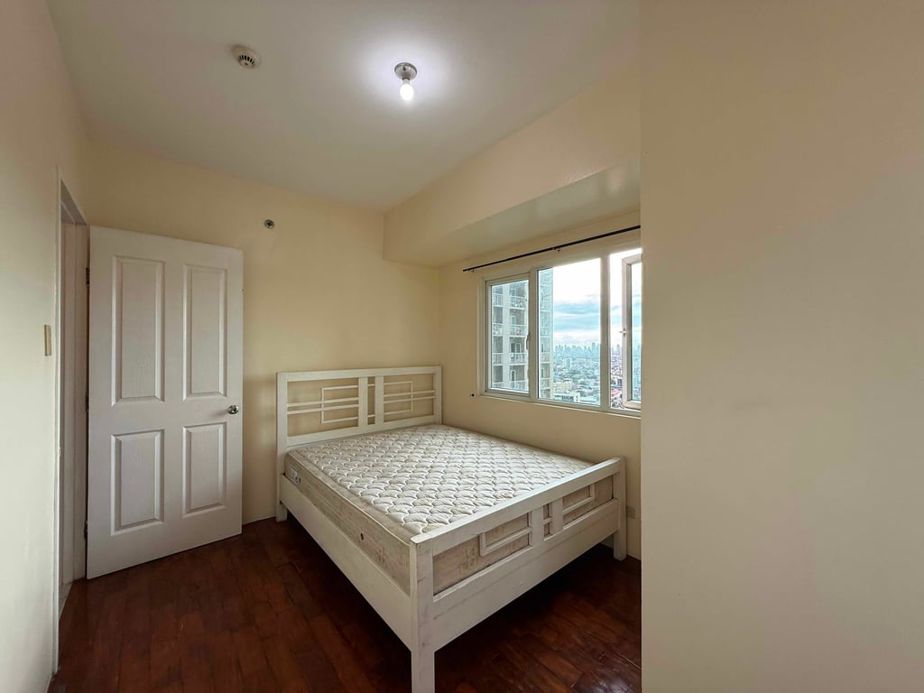 Spacious 1-Bedroom Corner Unit for Sale in Dansalan Gardens (Tower 2 - Sycamore), Mandaluyong City photo 4