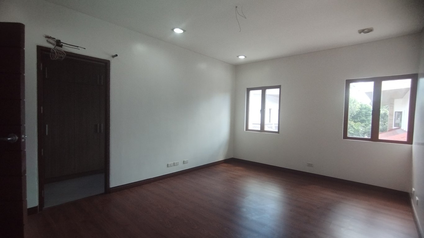 23 Acacia Street New Manila Detached Home in Exclusive 5-Unit Compound — Quezon City photo 6