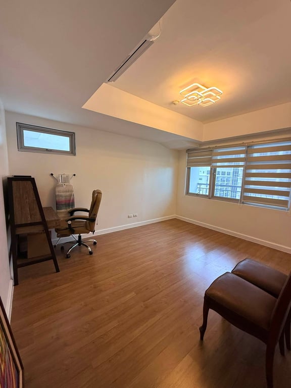 Three Bedroom Living at the Center of High Street BGC — Taguig photo 10