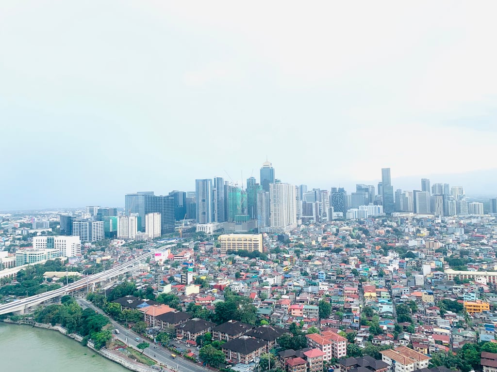 3 Bedroom Corner Unit with Panoramic view Brixton Place DMCI Homes Kapitolyo Pasig near BGC — Pasig photo 10