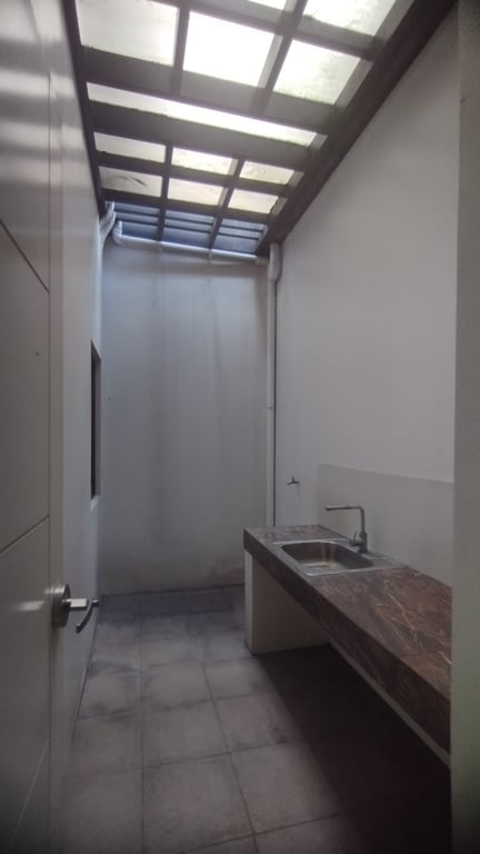 23 Acacia Street New Manila Detached Home in Exclusive 5-Unit Compound — Quezon City photo 5