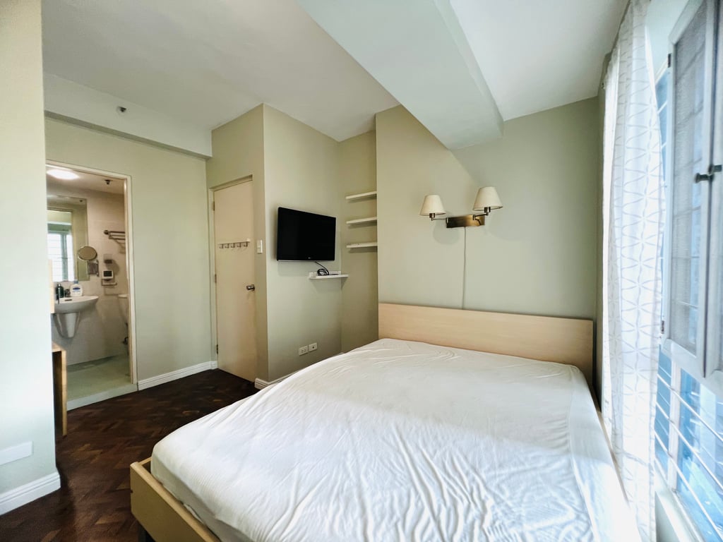 3BR Ortigas Condo ADB Avenue Cityland Megaplaxa photo 4