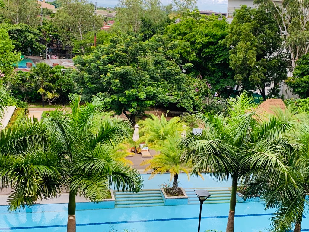 Most Desired 3BR Corner Unit for Sale in Levina Place Pasig with Parking