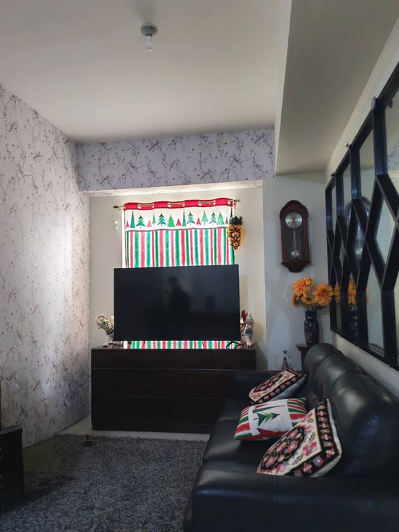 2 Br Condo Unit for Sale at Quezon City