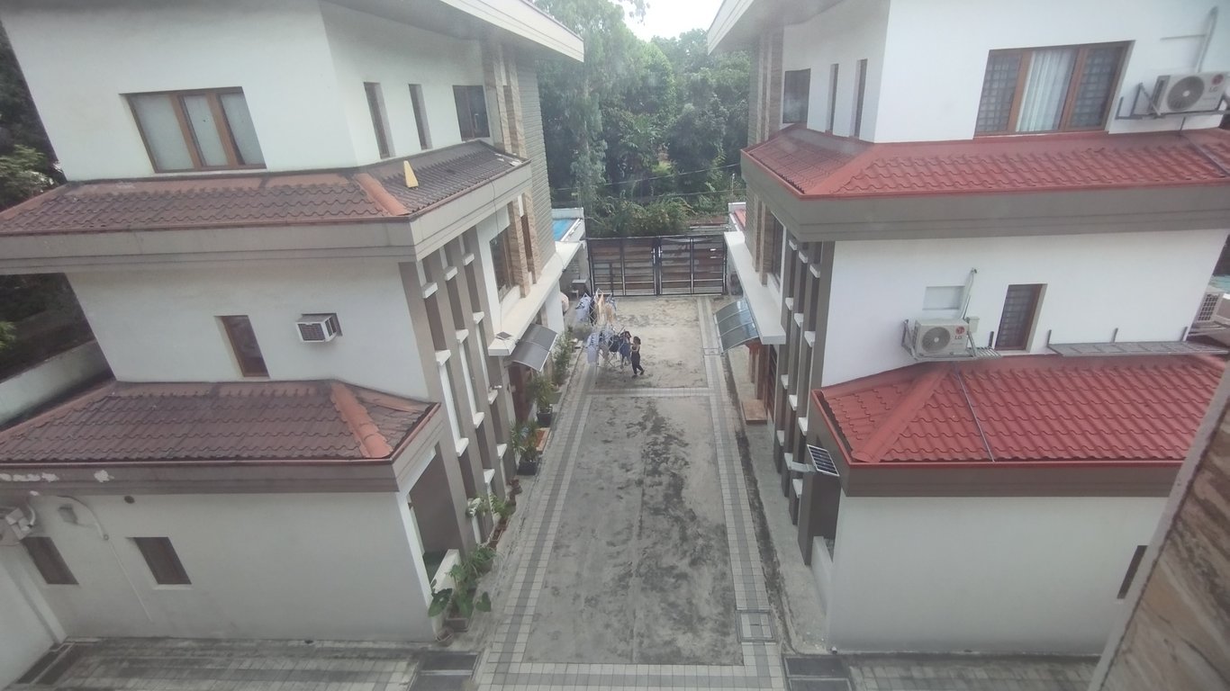 23 Acacia Street New Manila Detached Home in Exclusive 5-Unit Compound — Quezon City photo 2