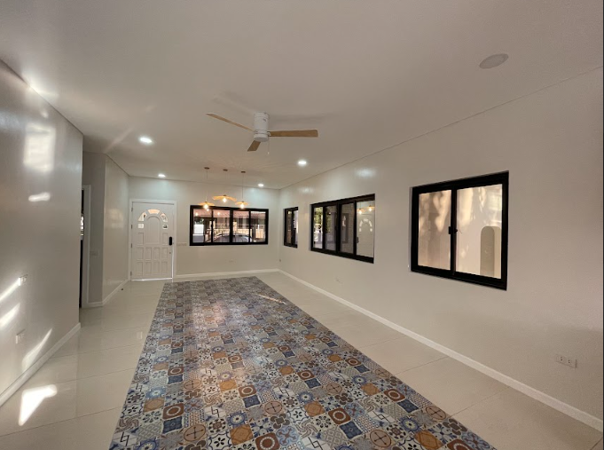 3BR House for Lease in Parañaque City
