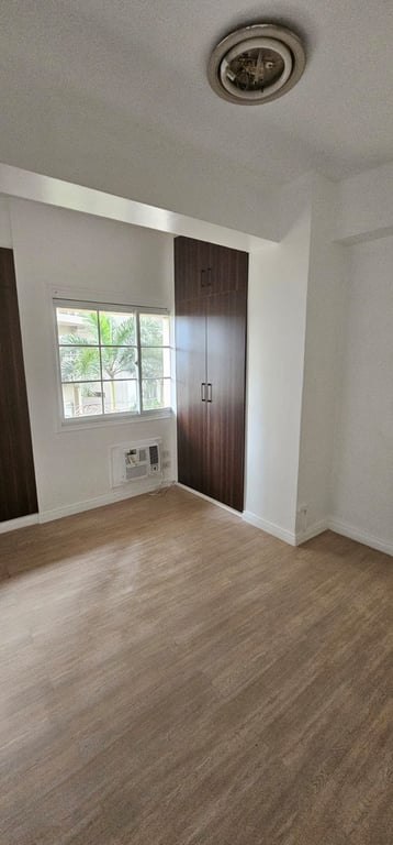 Best Deal Modern Minimalist Fresh In and Out 3BR across Don Bosco Makati — Makati photo 4