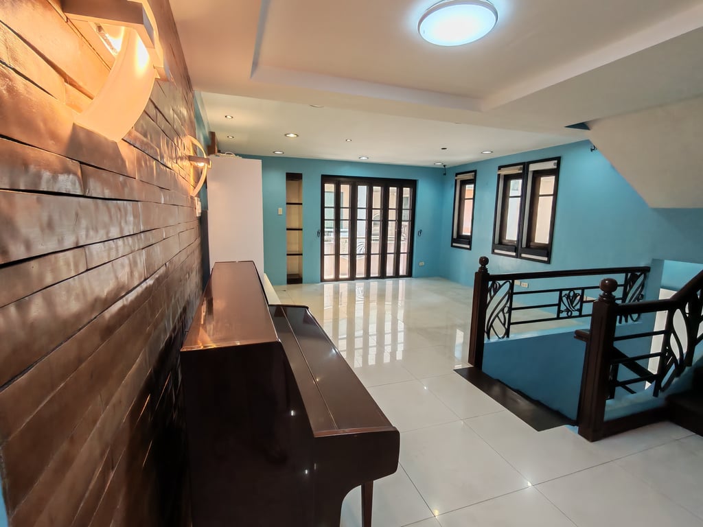 3BR Townhouse for sale in San Juan