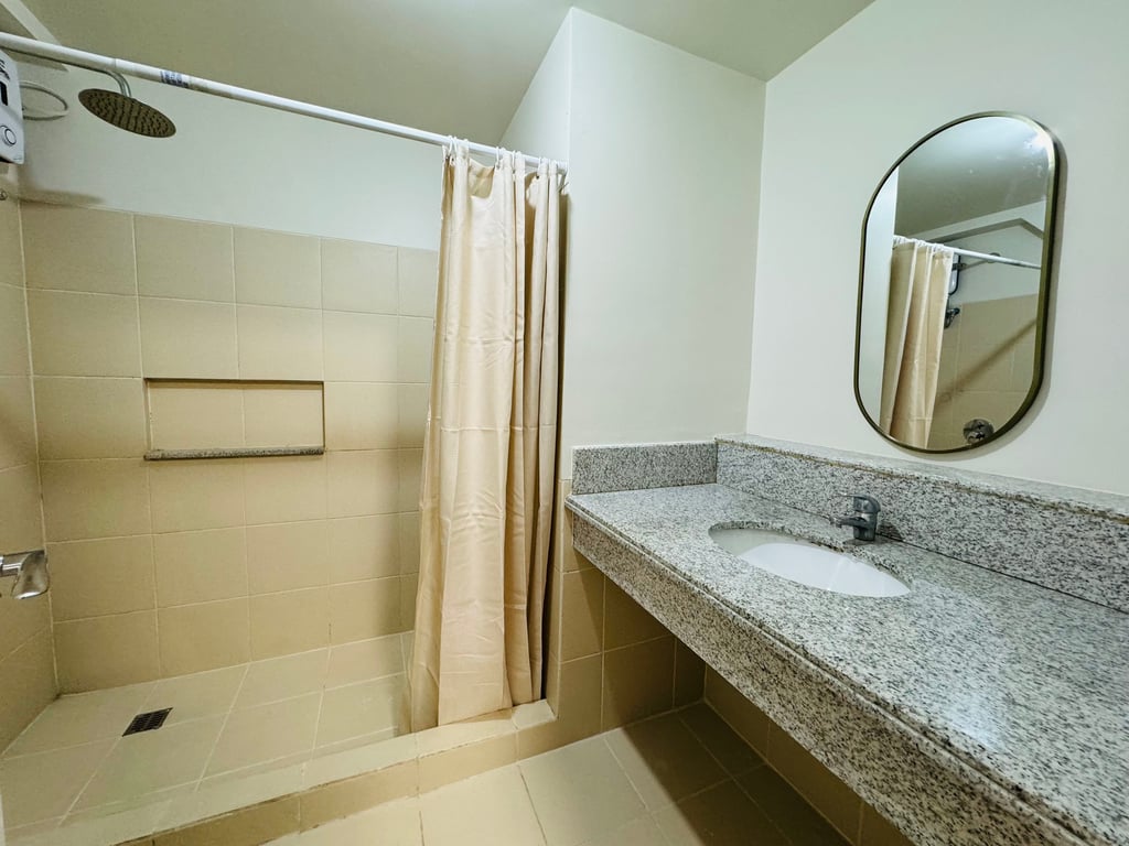 3BR Corner Atrium Condo for Sale Brixton Place Pasig Facing BGC | with Parking | DMCI Homes — Pasig photo 9