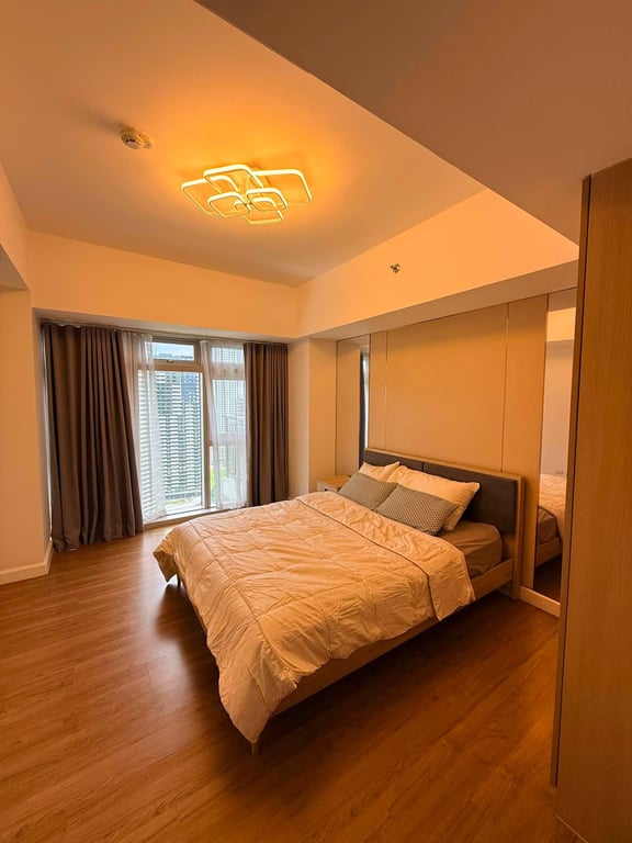Three Bedroom Living at the Center of High Street BGC — Taguig photo 7