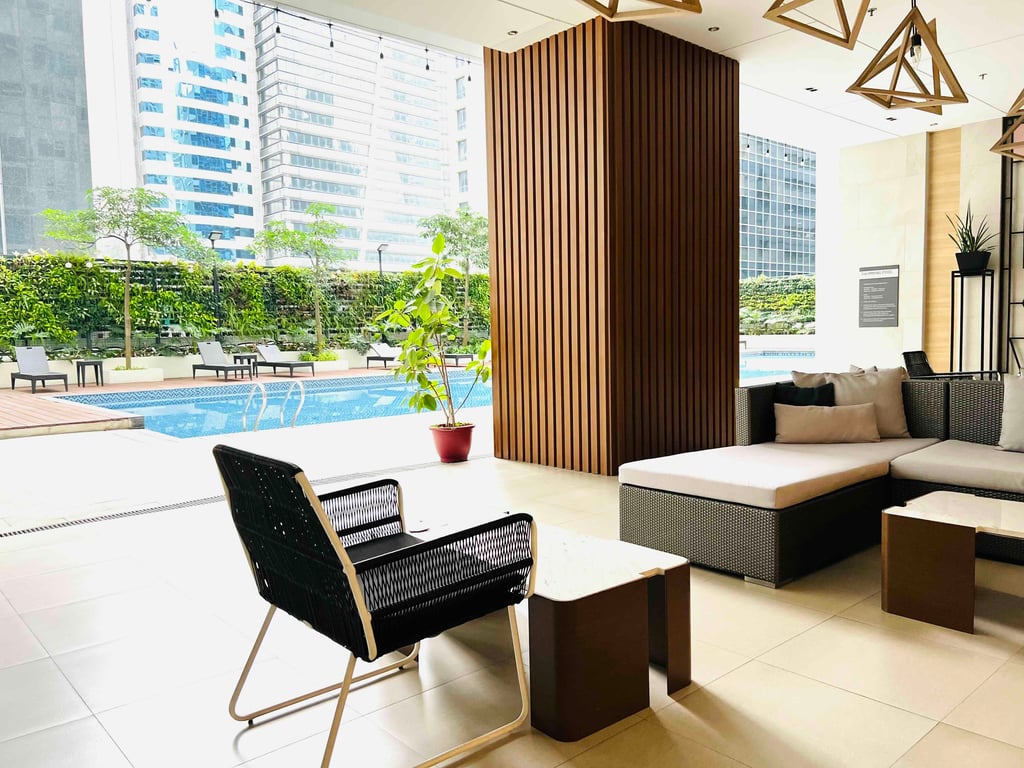 Prime Studio Condo for Sale in Kroma Tower Makati CBD | Legazpi Village | Alveo