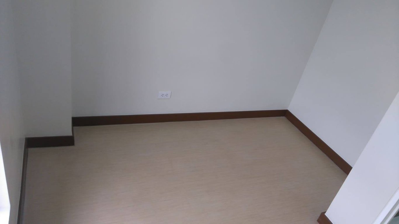 Premium 2BR Penthouse Condo for Sale in Sheridan Towers Facing BGC Skyline | DMCI Homes — Pasig photo 5