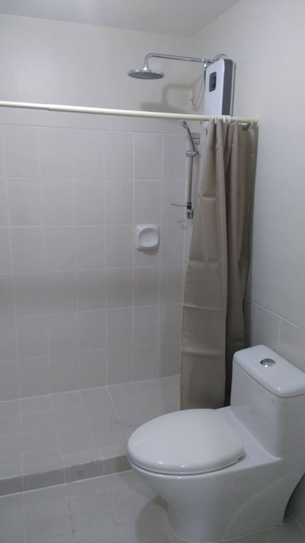 Premium 2BR Penthouse Condo for Sale in Sheridan Towers Facing BGC Skyline | DMCI Homes — Pasig photo 10