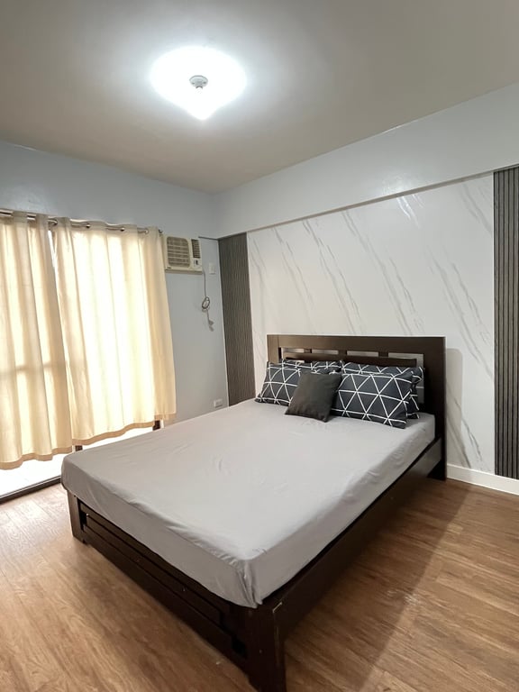 2 Bedroom End Unit for Sale in Arista Place Parañaque — Parañaque photo 11
