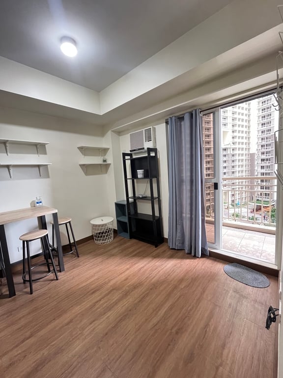 1 Bedroom Fully Furnished Unit for Sale in Prisma Residences Pasig City — Pasig photo 3