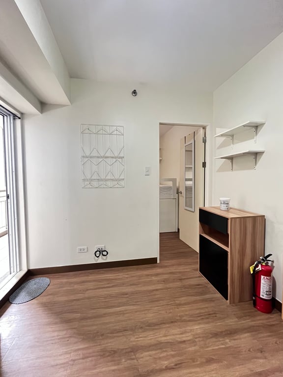 1 Bedroom Fully Furnished Unit for Sale in Prisma Residences Pasig City — Pasig photo 4