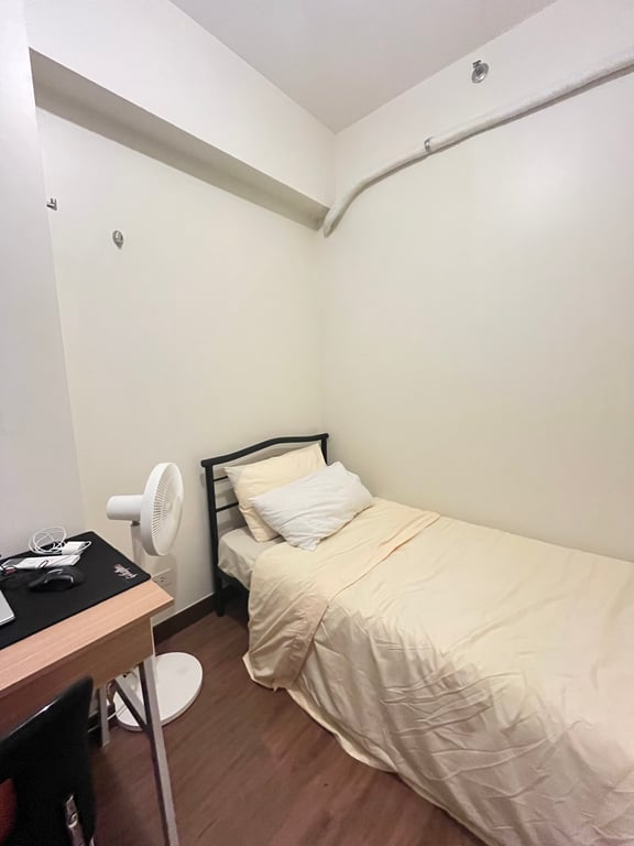 FOR SALE!!! 2 Bedroom Unit - Fully Furnished, Atrium Level, Korean Cut in Prisma Residences Pasig City — Pasig photo 10