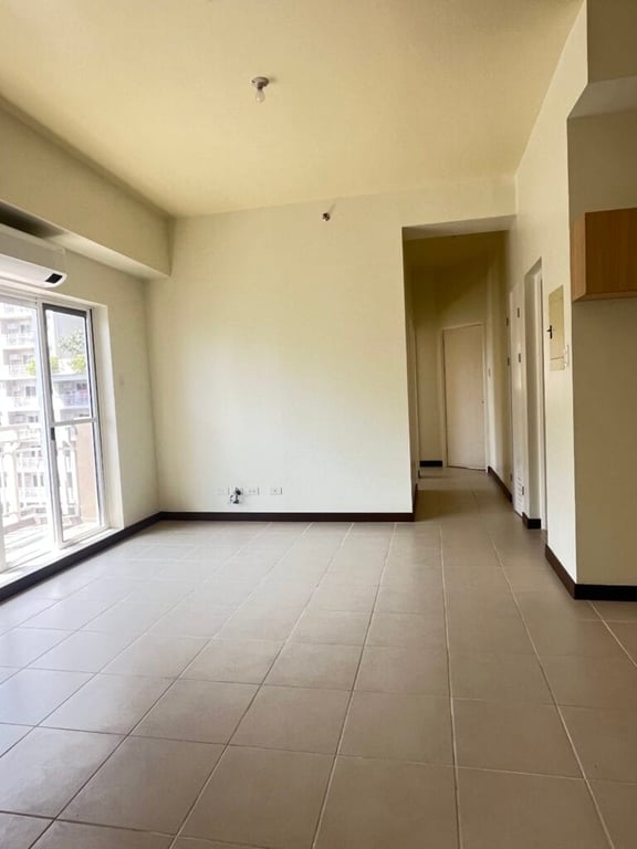 3BR PENTHOUSE UNIT with PARKING for SALE at BRIXTON PLACE Kapitolyo Pasig City