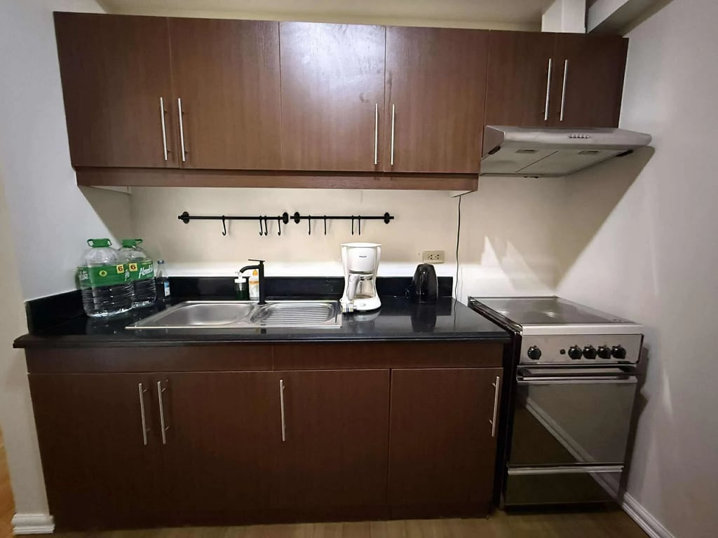 No-Brainer Deal! 2BR with Balcony – Flair Towers, Mandaluyong — Mandaluyong City photo 11