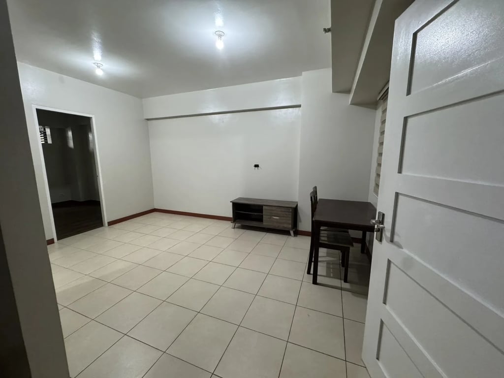EXCLUSIVE OFFER! Spacious 2BR Unfurnished Unit with Balcony at Flair Towers – Resort Lifestyle near Ortigas &amp; BGC — Mandaluyong City photo 11