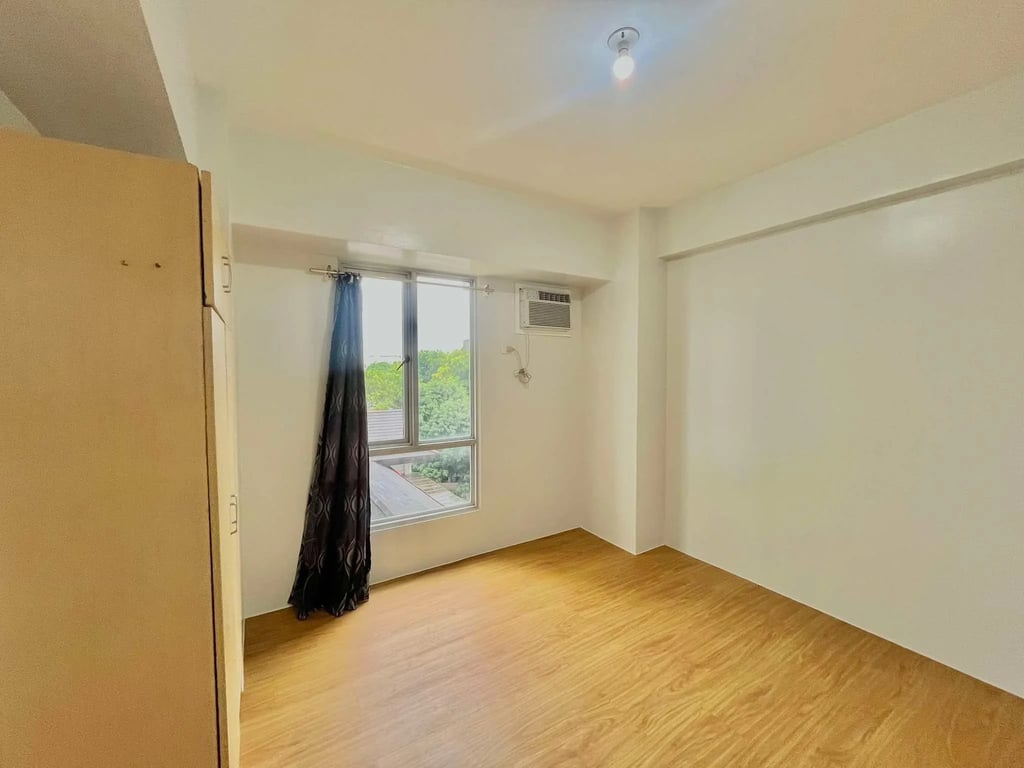 PREMIER LEASE OFFER: 2BR Semi-Furnished Unit in Avida Towers New Manila — Quezon CIty photo 15