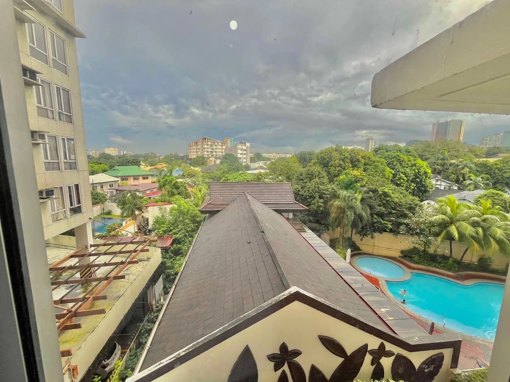 PREMIER LEASE OFFER: 2BR Semi-Furnished Unit in Avida Towers New Manila — Quezon CIty photo 19