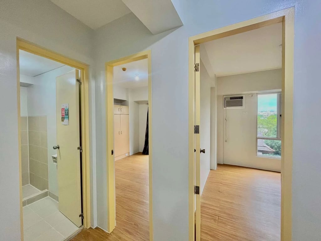PREMIER LEASE OFFER: 2BR Semi-Furnished Unit in Avida Towers New Manila — Quezon CIty photo 21