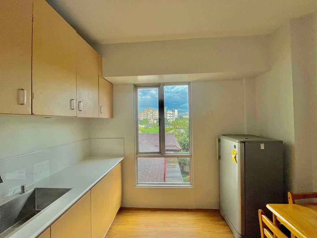 PREMIER LEASE OFFER: 2BR Semi-Furnished Unit in Avida Towers New Manila — Quezon CIty photo 10