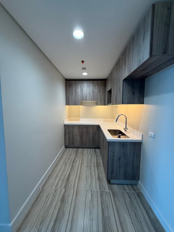 Luxury 1BR Unit FOR LEASE at Maple at The Residences at Verdant (Ortigas East, Pasig) just across Rockwell The Grove — Pasig photo 4