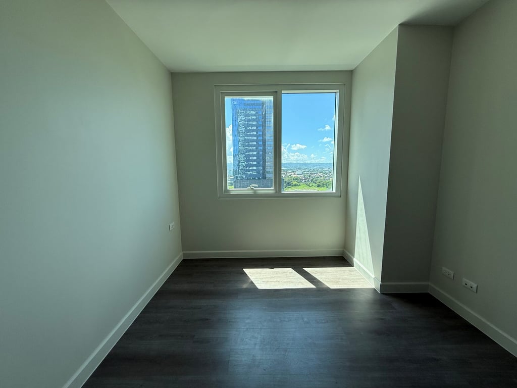 Luxury 1BR Unit FOR LEASE at Maple at The Residences at Verdant (Ortigas East, Pasig) just across Rockwell The Grove — Pasig photo 9