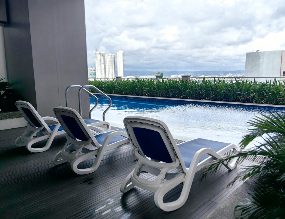 Garden Level 1-BR High-Floor Oasis at Lumiere Residences, Pasig — Pasig photo 12