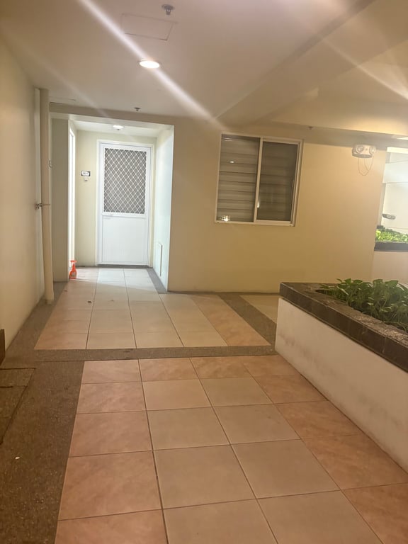 Garden Level 1-BR High-Floor Oasis at Lumiere Residences, Pasig — Pasig photo 4