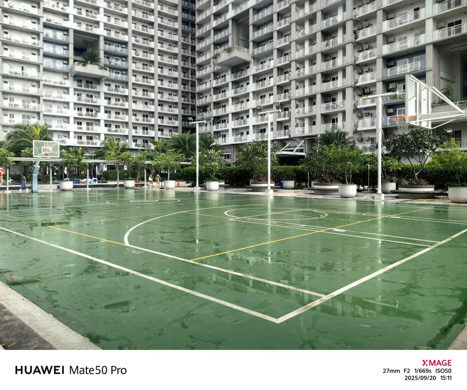 Garden Level 1-BR High-Floor Oasis at Lumiere Residences, Pasig — Pasig photo 10