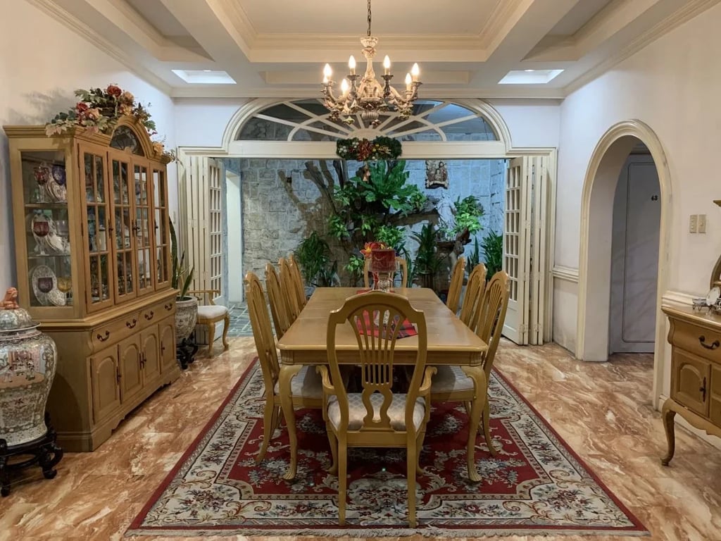 FOR SALE: Elegant Multi-Family Home in Loyola Grand Villas, Quezon City — Quezon CIty photo 8