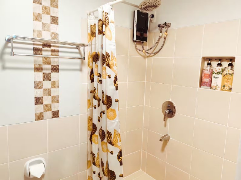 Beautiful 2-Bedroom Condo (furnished) in Alea Residences, Bacoor very near Cavitex(Rush Sale!) — Bacoor photo 12