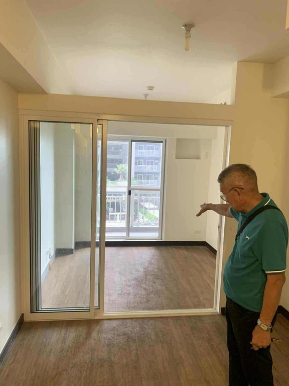 Brand New 1BR with Balcony at LUMIERE Residences (Pasig City) — Pasig photo 16