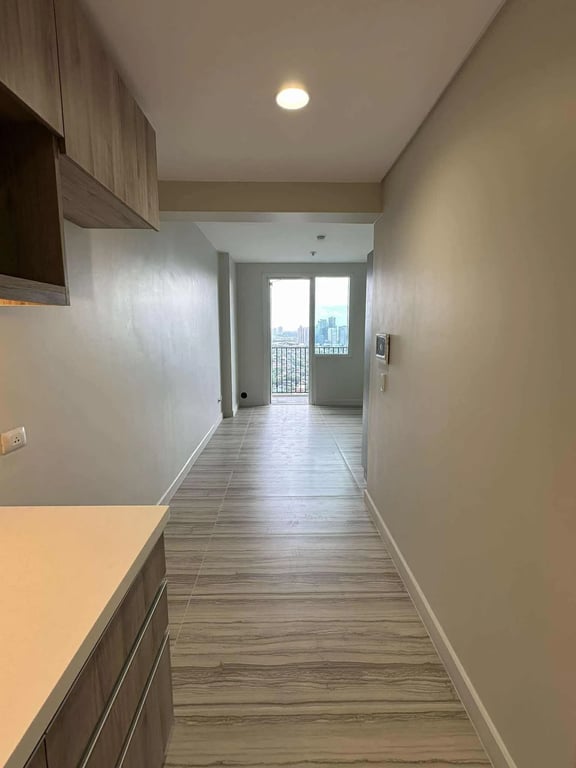 Maple Residences, Ortigas East: Studio Unit For Sale — Manila photo 6