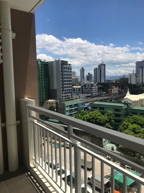 Infina Towers, North Tower, Quezon City: 1 Bedroom Unit For Sale — Manila photo 6