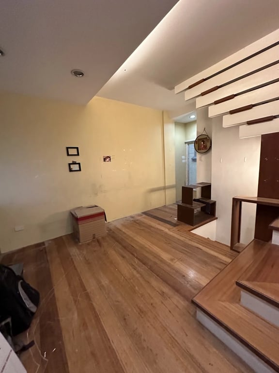 Loyola Grand Villas, Quezon City: House and Lot For Sale — Quezon CIty photo 11