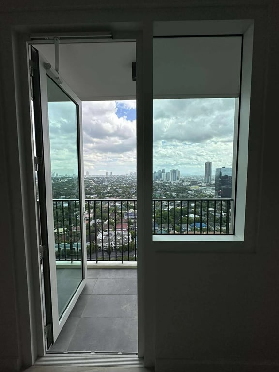 Maple Residences, Ortigas East: Studio Unit For Sale — Pasig photo 5