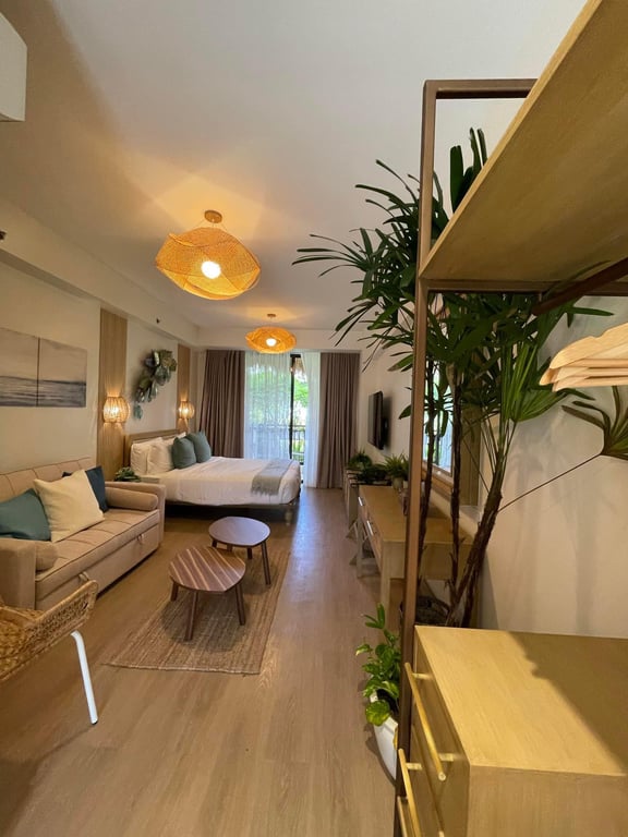 Solmera Coast, Batangas: Studio Unit For Sale — San Juan photo 5